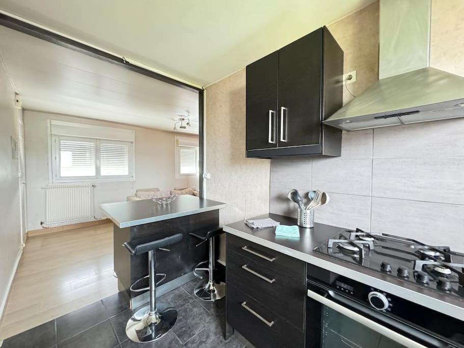 Appartement F2 Proche Axes Principaux - Claude Guichard Клермон-Ферран Экстерьер фото